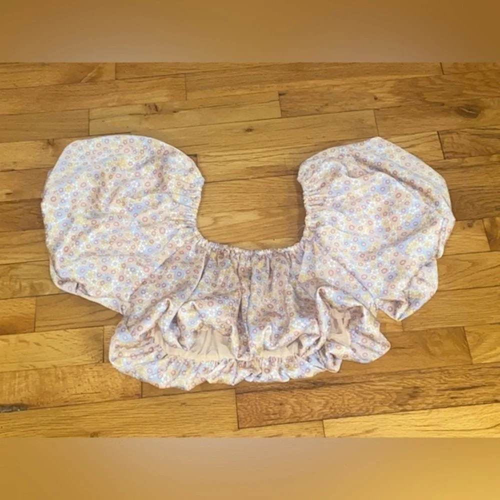 Zara Floral Crop Blouse - Picture 4 of 5
